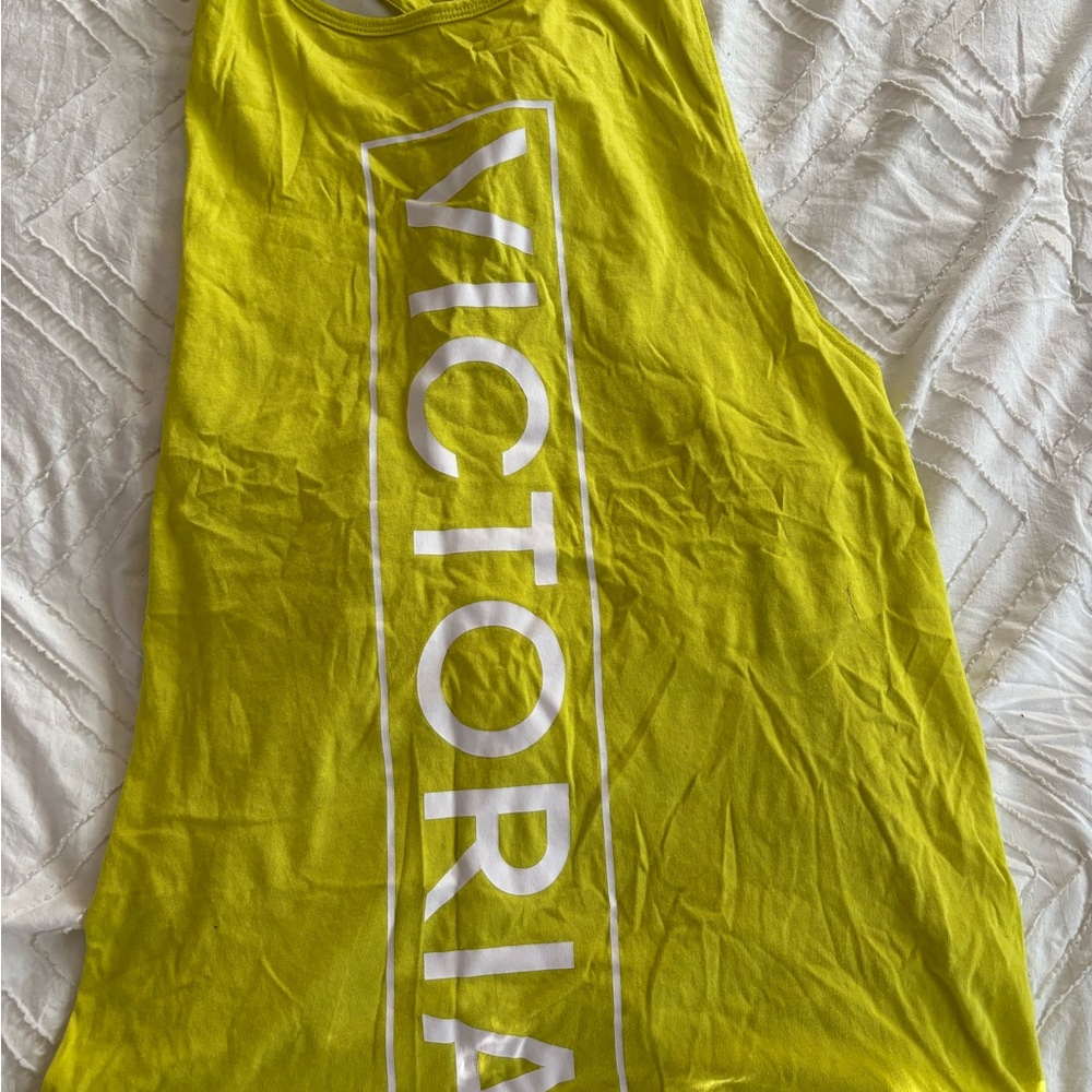 VS sport tank top